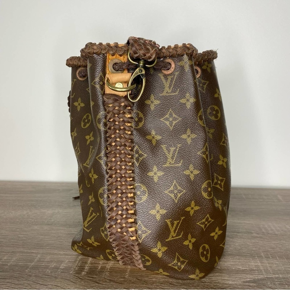 Vintage Boho Bag/ Fringeless Champagne Bag Louis Vuitton beautiful bag - Picture 4 of 9